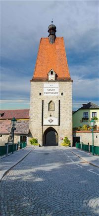 Freudenberg wallpaper