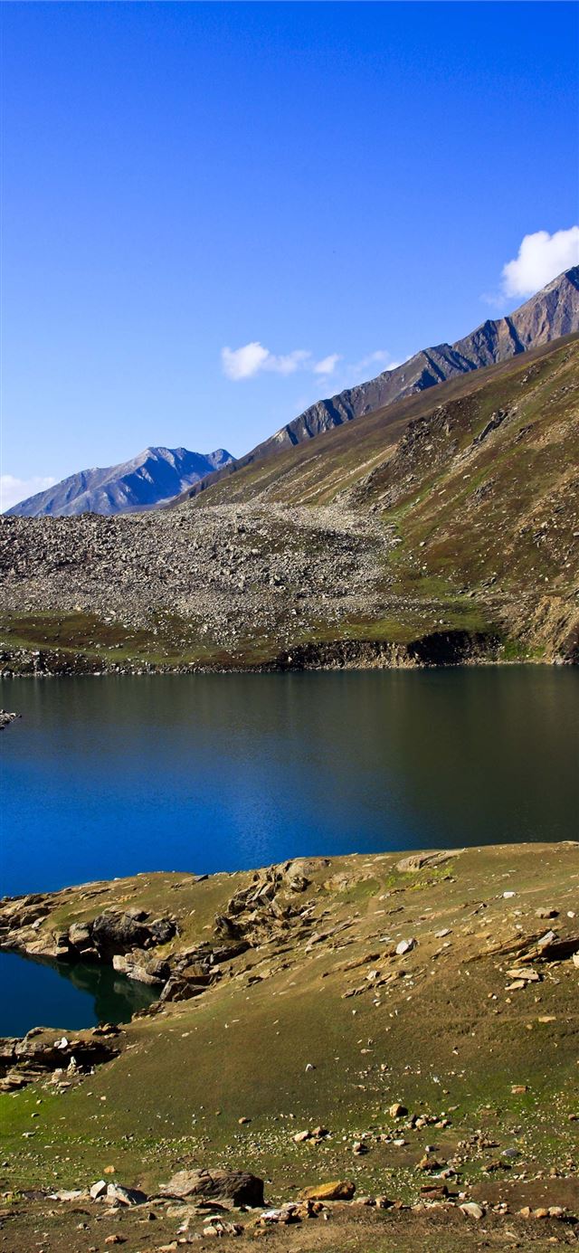 1125x2436 Neelum Valley - neelum valley iPhone 11 Wallpaper
