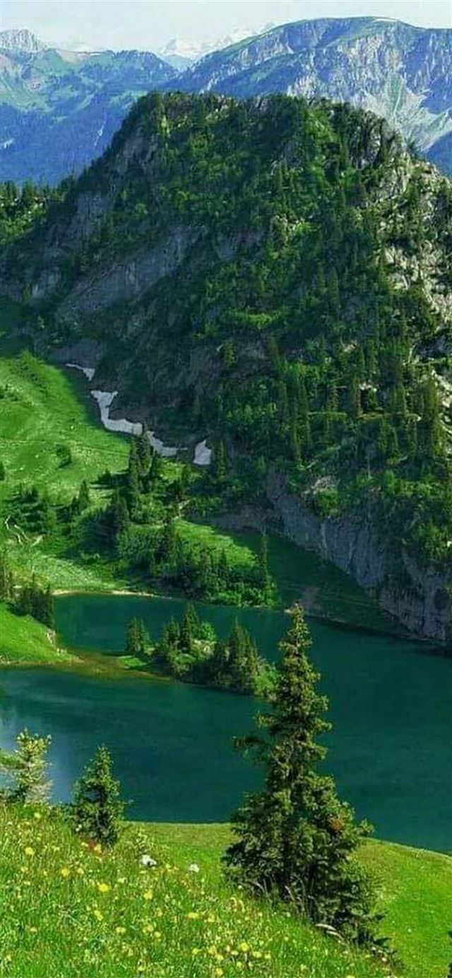 1125x2436 Neelum Valley - neelum valley iPhone 11 Wallpaper