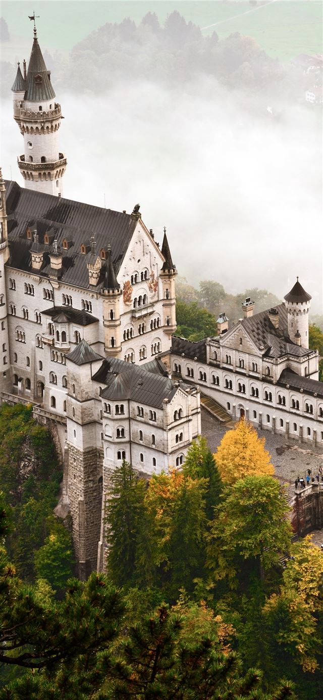 1125x2436 Neuschwanstein castle Back Net - germany iPhone 11 Wallpaper