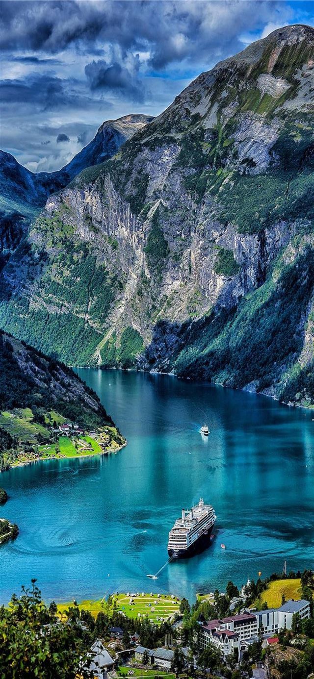 1125x2436 Geirangerfjord - norway iPhone 11 Wallpaper