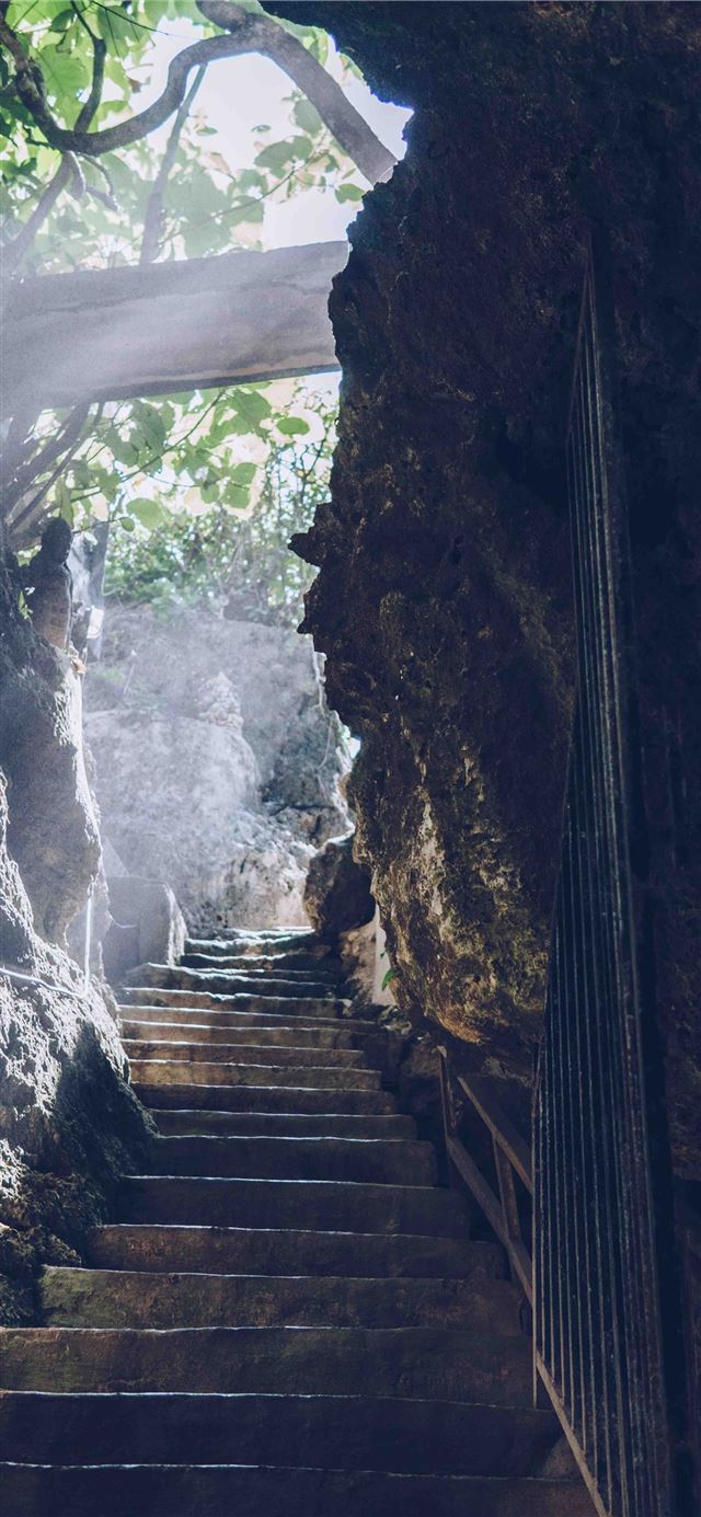 1125x2436 hidden light bali and stair hd 4k and background - indonesia iPhone 11 Wallpaper