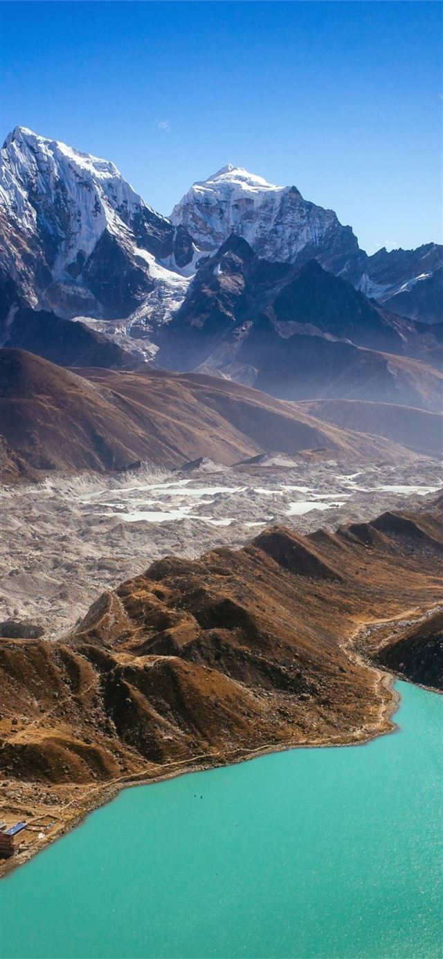 1125x2436 The Himalayas - 100 most beautiful places to visit iPhone 11 Wallpaper