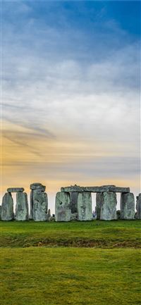 Stonehenge iPhone 11 wallpaper