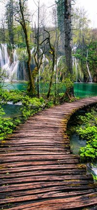 Plitvice Lakes National Park Croatia wallpaper
