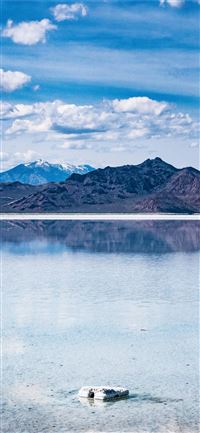 Salar De Uyuni wallpaper