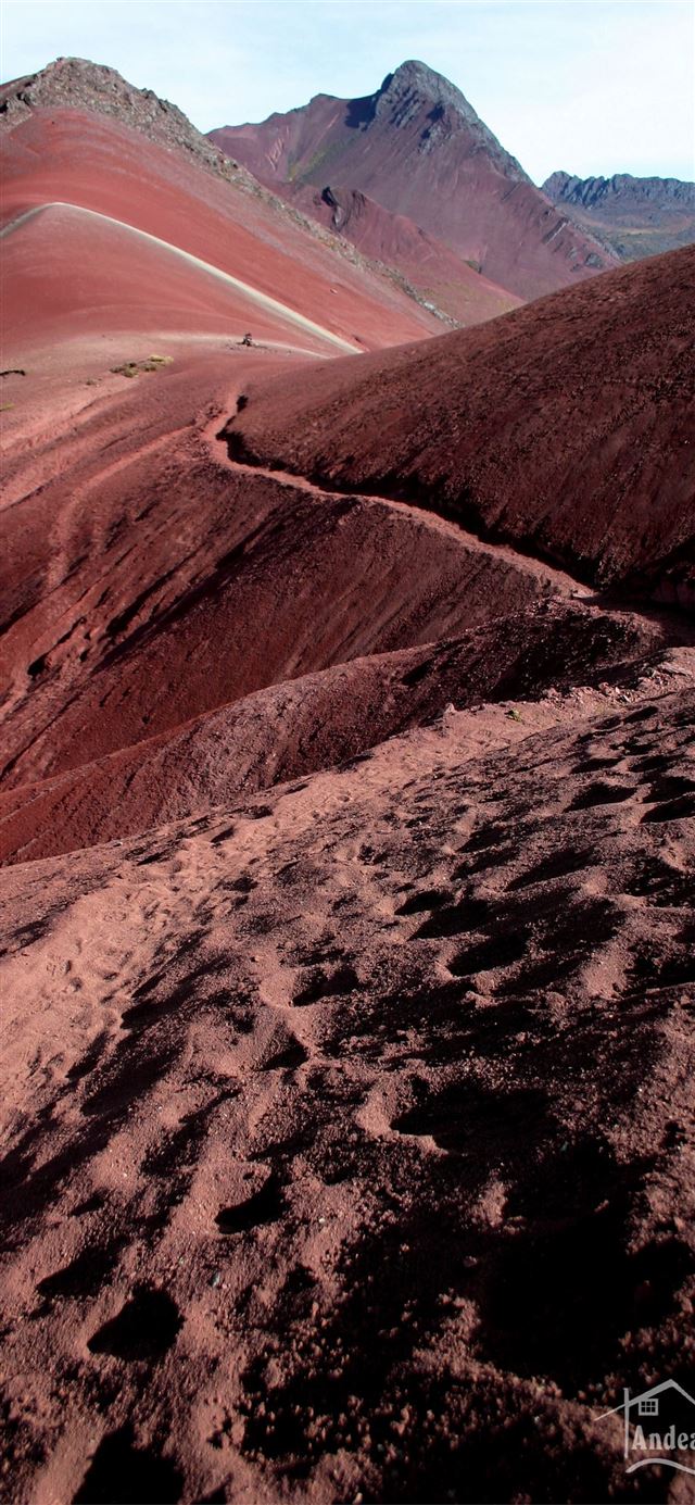 1125x2436 Rainbow Mountains of Ausangate – Whole Hearted - china iPhone 11 Wallpaper
