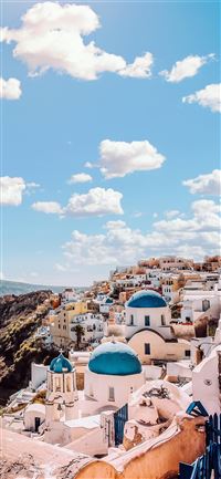 Santorini iPhone 11 wallpaper