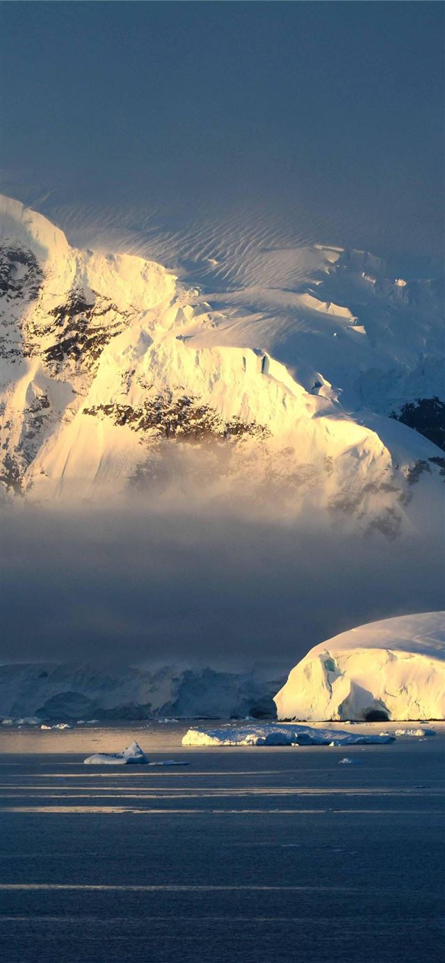1125x2436 Antarctica 4k 5k 8k hd - 100 most beautiful places to visit iPhone 11 Wallpaper