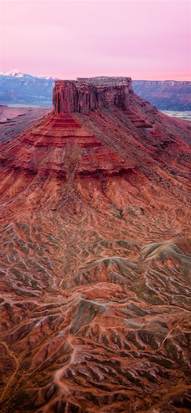 1125x2436 brown rocky mountain during golden hour - scenery iPhone 11 Wallpaper