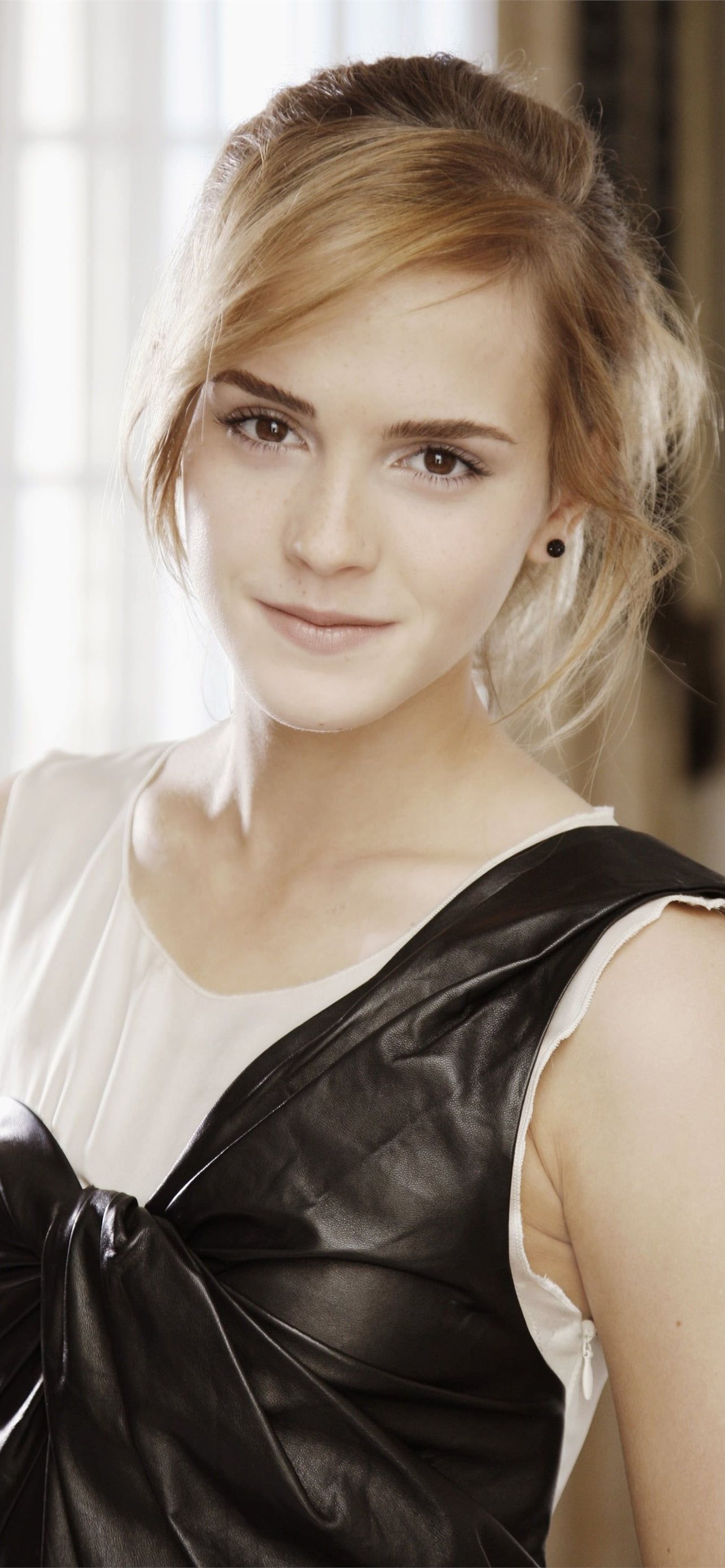 Emma Watson celebrity actress women portrait displ... iPhone Wallpapers ...