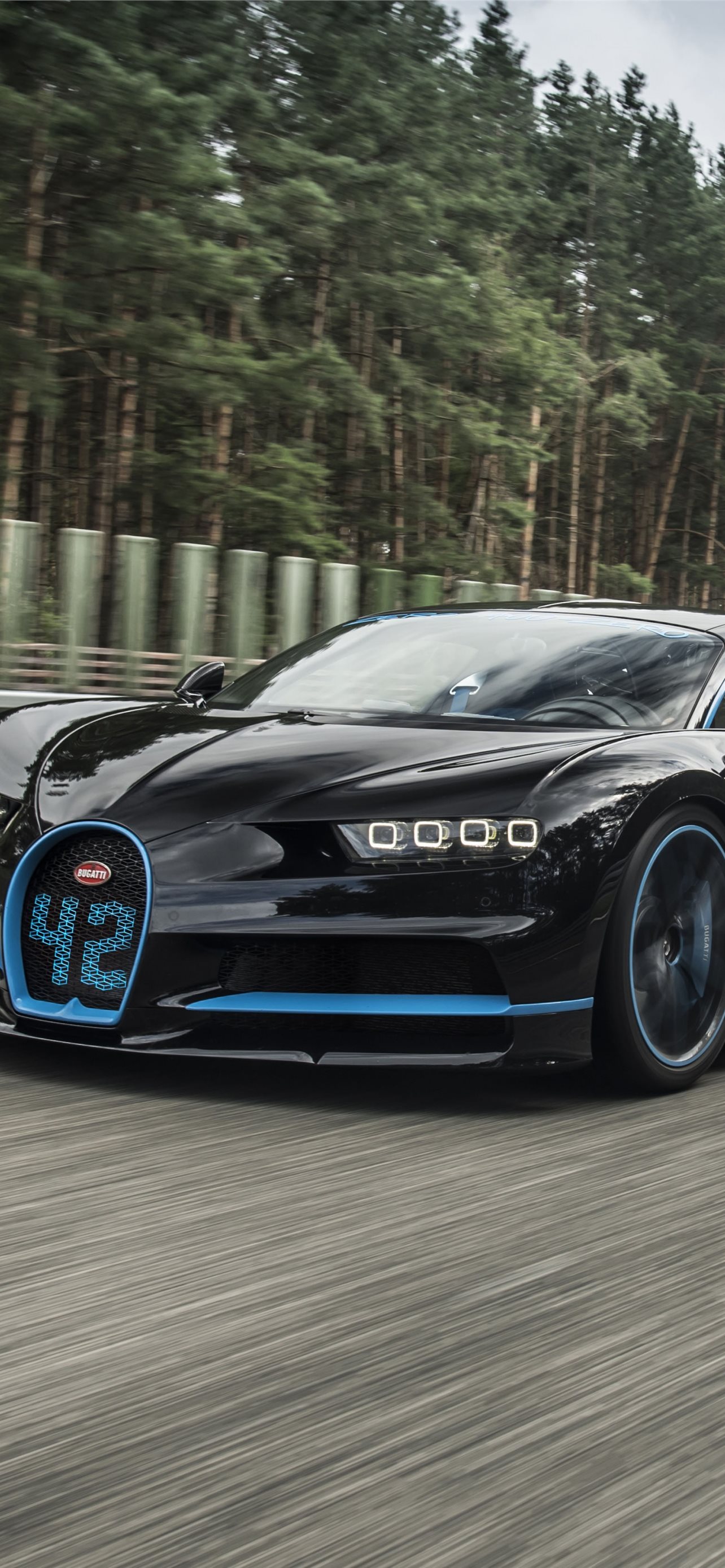 Best Bugatti chiron iPhone HD - iLikeWallpaper