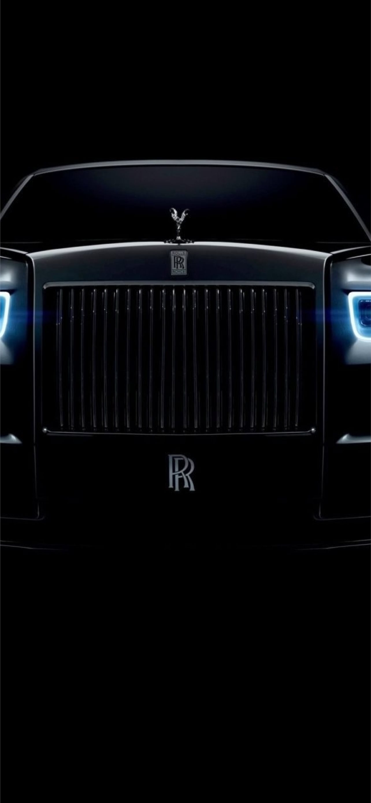 Siêu xe Rolls Royce New Ghost ẩn hiện trong những khu rừng ở Vũng Tàu