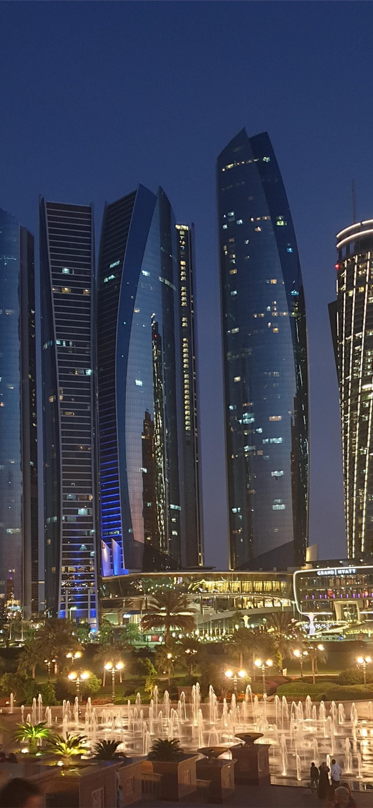 Etihad Towers Abu Dhabi, United Arab Emirates - Mobile Abyss