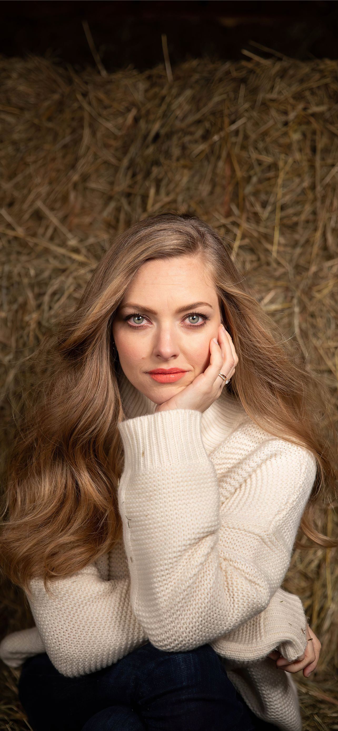 Best Amanda Seyfried Iphone Hd Wallpapers Ilikewallpaper