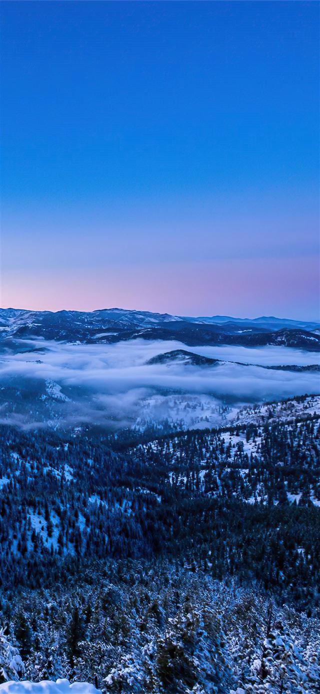mountains from lookout gulch iPhone 12 wallpaper 
