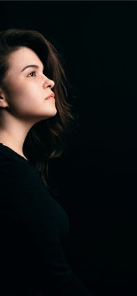 woman wearing black shirt wallpaper