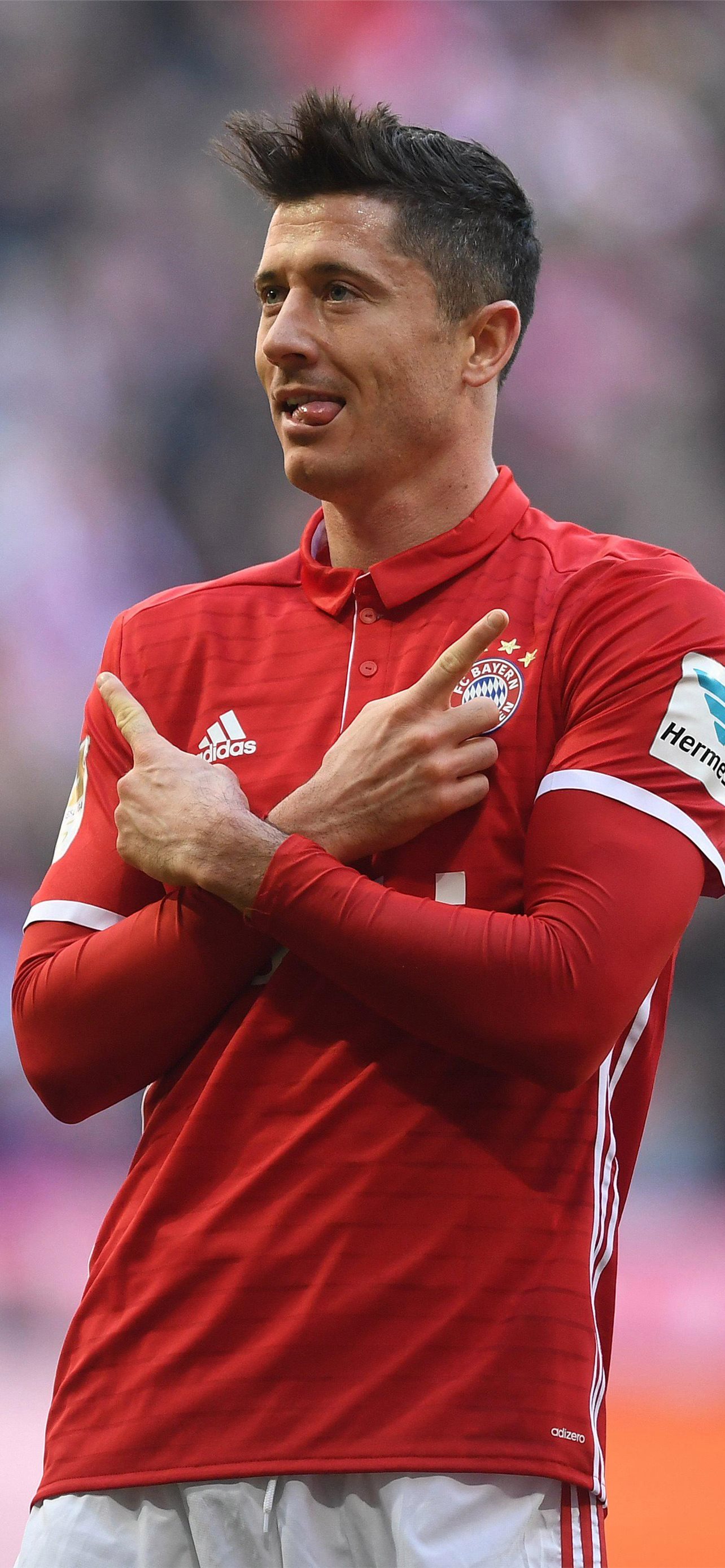 Bayern Munich 8 Hamburg 0 Robert Lewandowski score... iPhone Wallpapers  Free Download