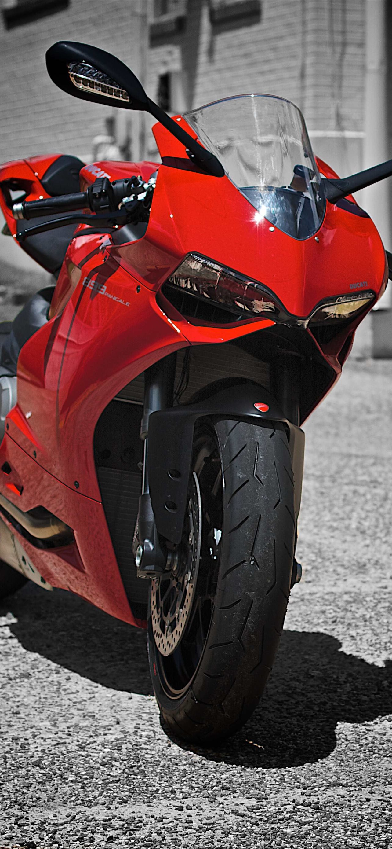 2014 Ducati Panigale 899 iPhone Wallpapers Free Download