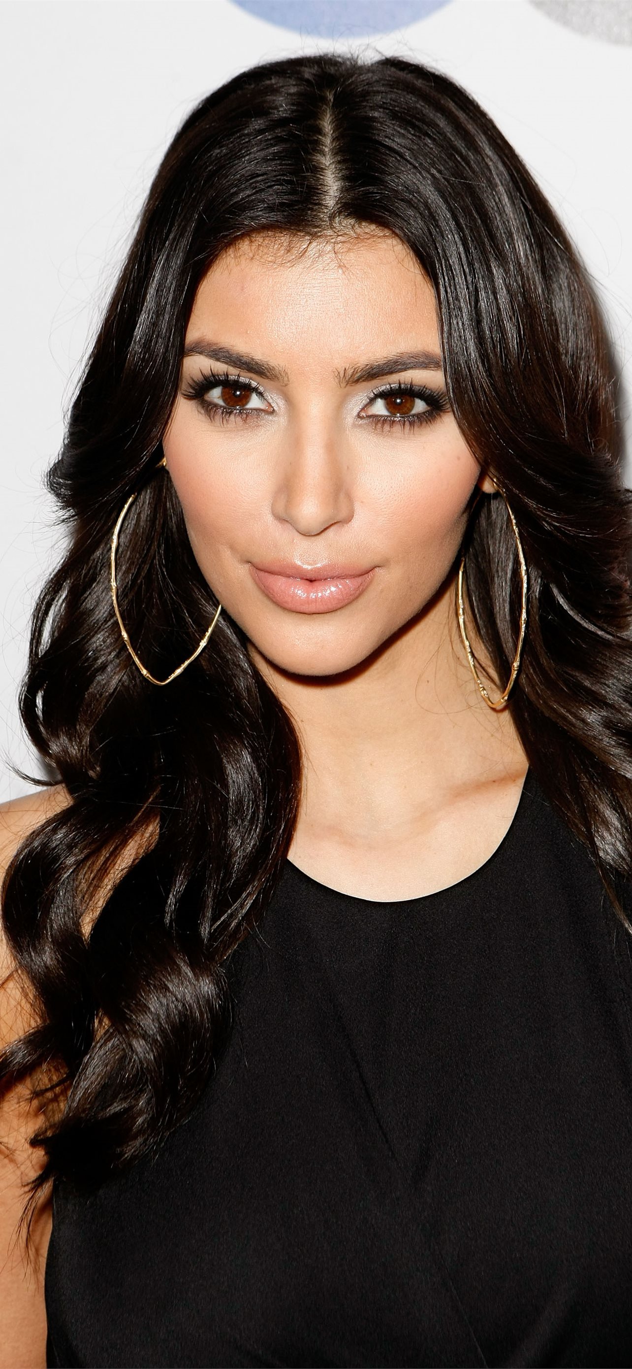 Kim Kardashian Wallpapers  Top Free Kim Kardashian Backgrounds   WallpaperAccess