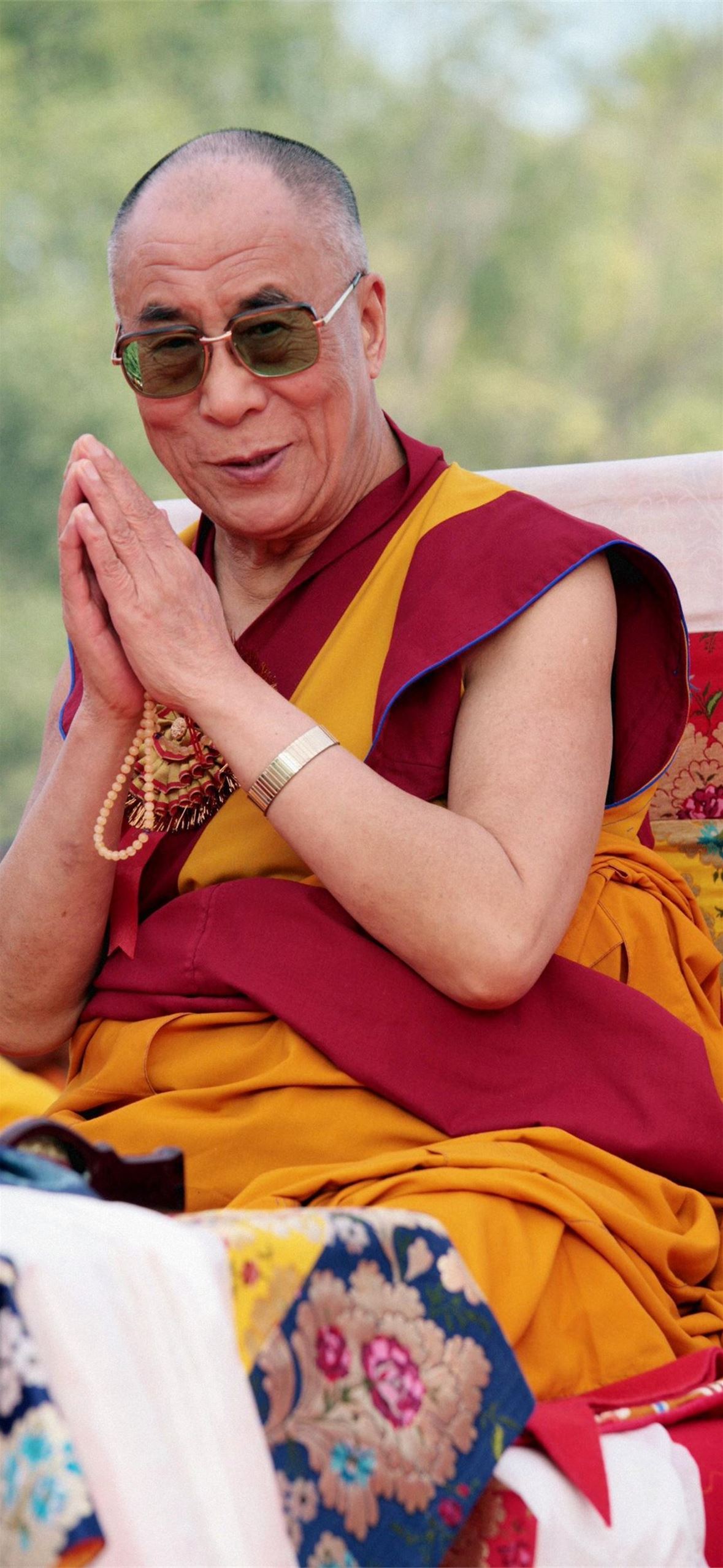 14th dalai lama iPhone Wallpapers Free Download