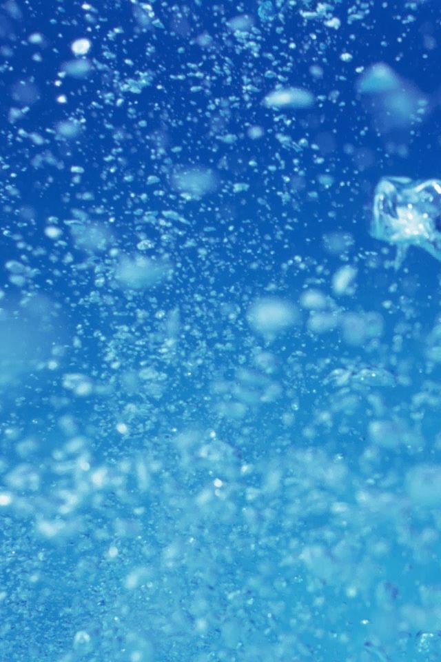 640x960 Air In Water - float iPhone 4s Wallpaper