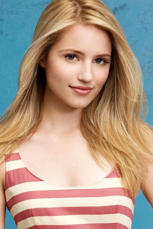 640x960 Dianna Agron -  iPhone 4s Wallpaper