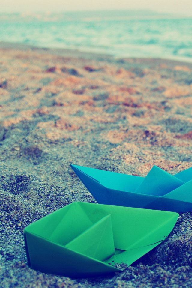 640x960 Paper Boats Origami Surface - paper iPhone 4s Wallpaper