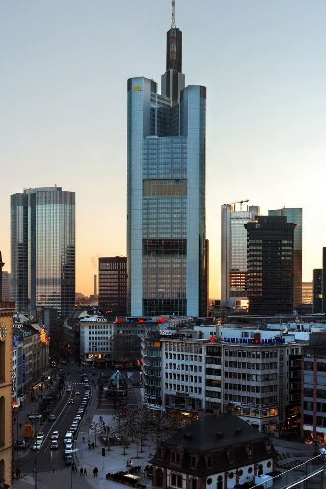 640x960 Frankfurt Skyscrapers - city iPhone 4s Wallpaper
