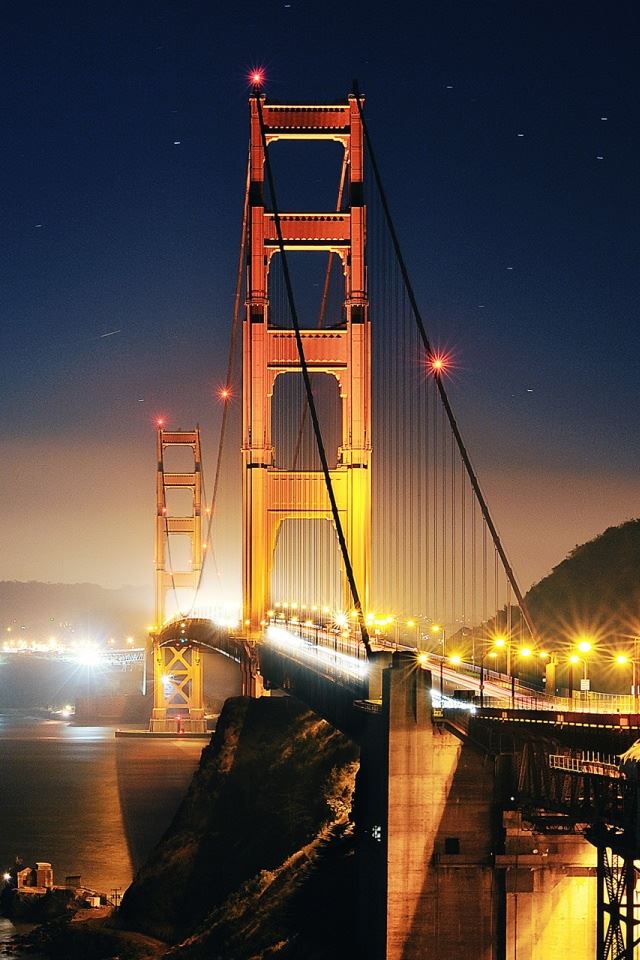 640x960 Golden Gate At Night 2 - golden iPhone 4s Wallpaper