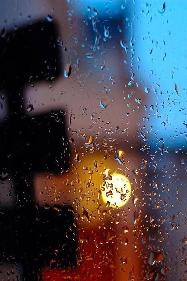 640x960 Light through the glass - drop iPhone 4s Wallpaper