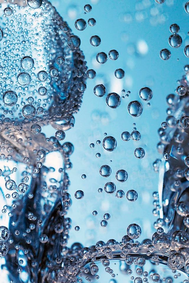 640x960 Ice Cubes Closeup -  iPhone 4s Wallpaper