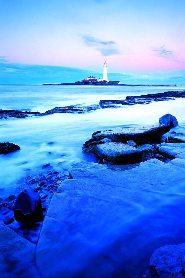 640x960 Beach and Lighthouse - beach iPhone 4s Wallpaper