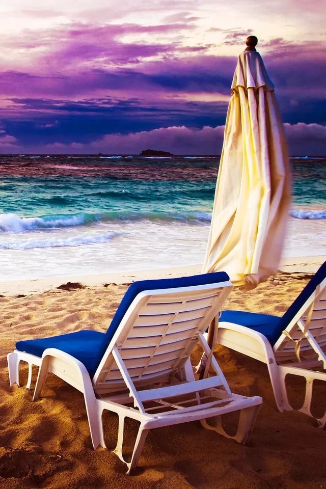 640x960 Seaside holidays -  iPhone 4s Wallpaper