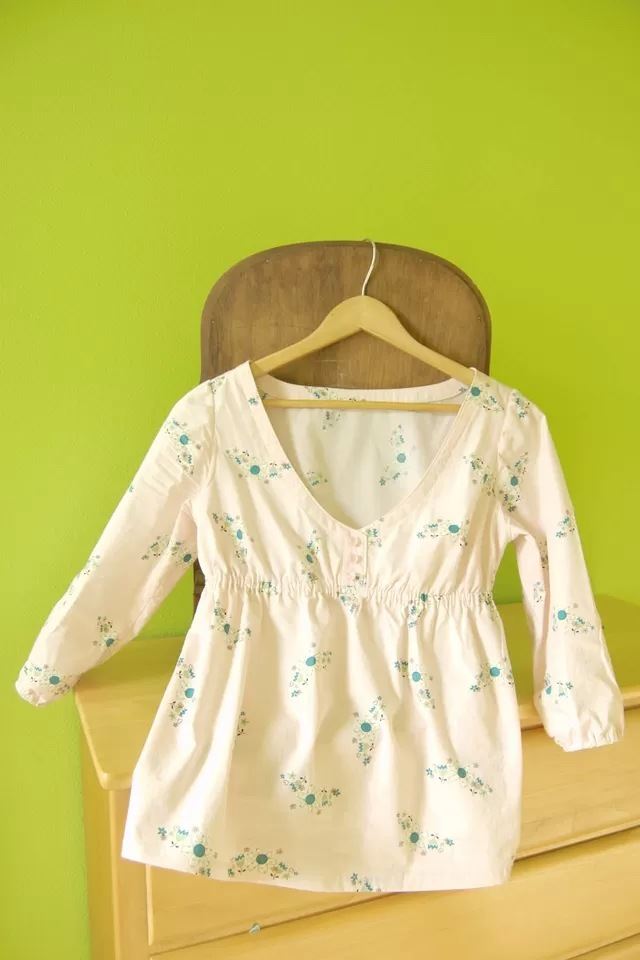 640x960 Sweet clothes - sweet iPhone 4s Wallpaper