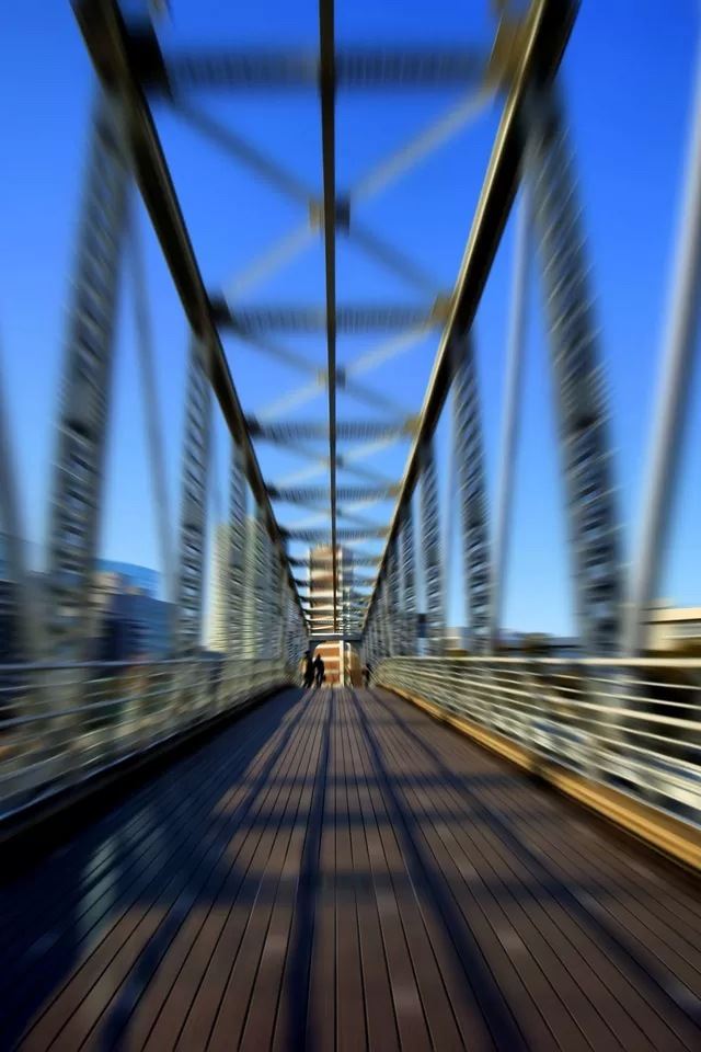 640x960 Bridge - speed iPhone 4s Wallpaper