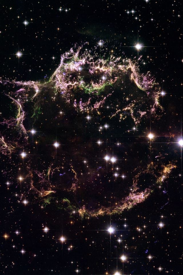 640x960 Cassiopeia - green iPhone 4s Wallpaper