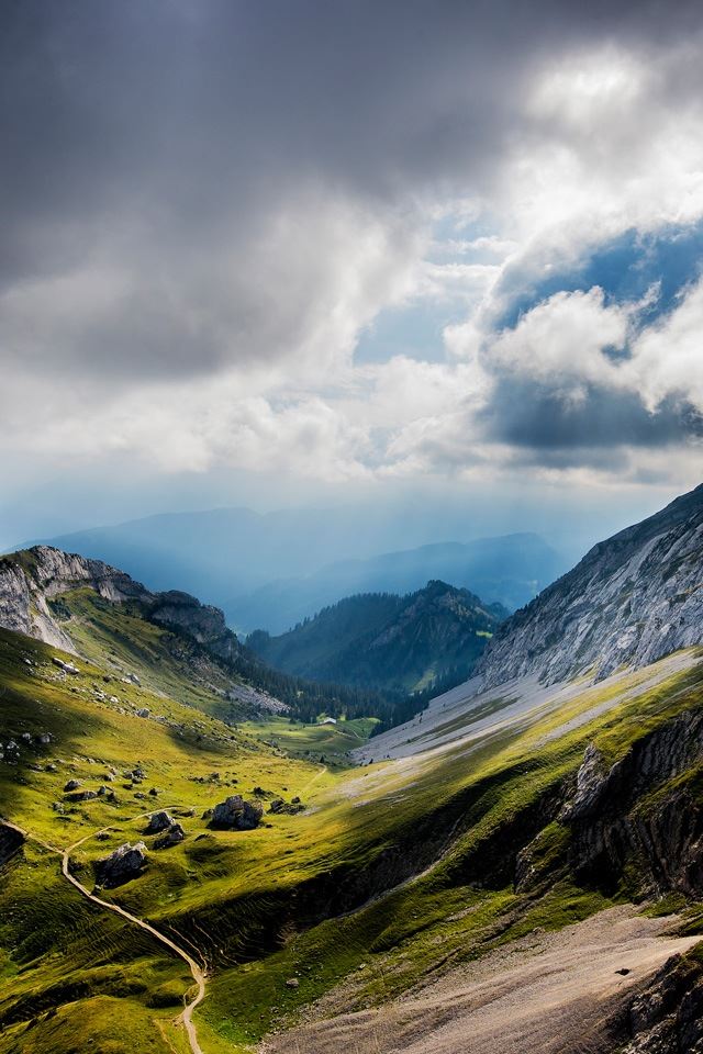 640x960 Alps - mountain iPhone 4s Wallpaper