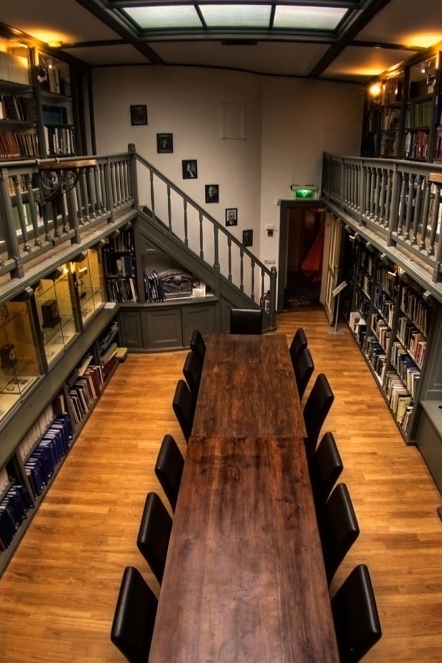 640x960 Library - book iPhone 4s Wallpaper