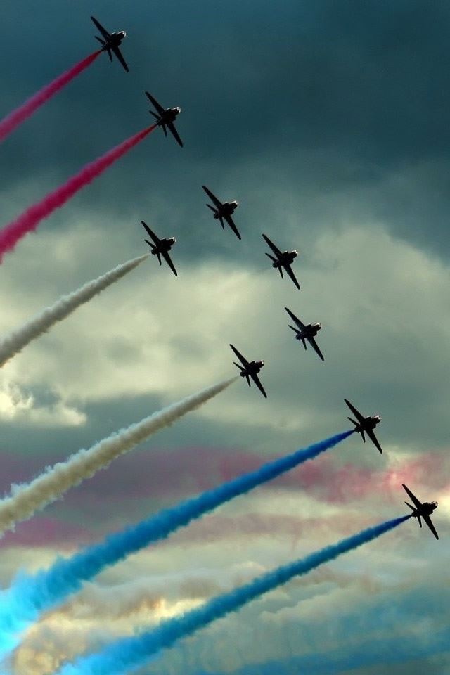 640x960 Air Show - gray iPhone 4s Wallpaper