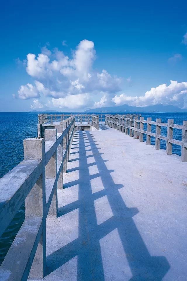 640x960 Pier - white iPhone 4s Wallpaper