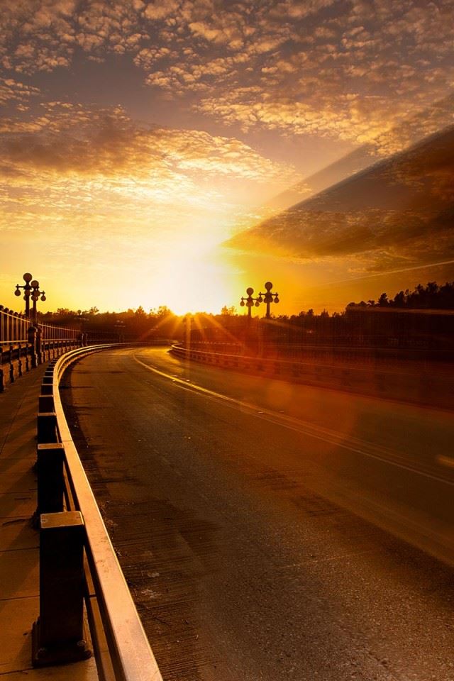 640x960 Sunset Road - tree iPhone 4s Wallpaper