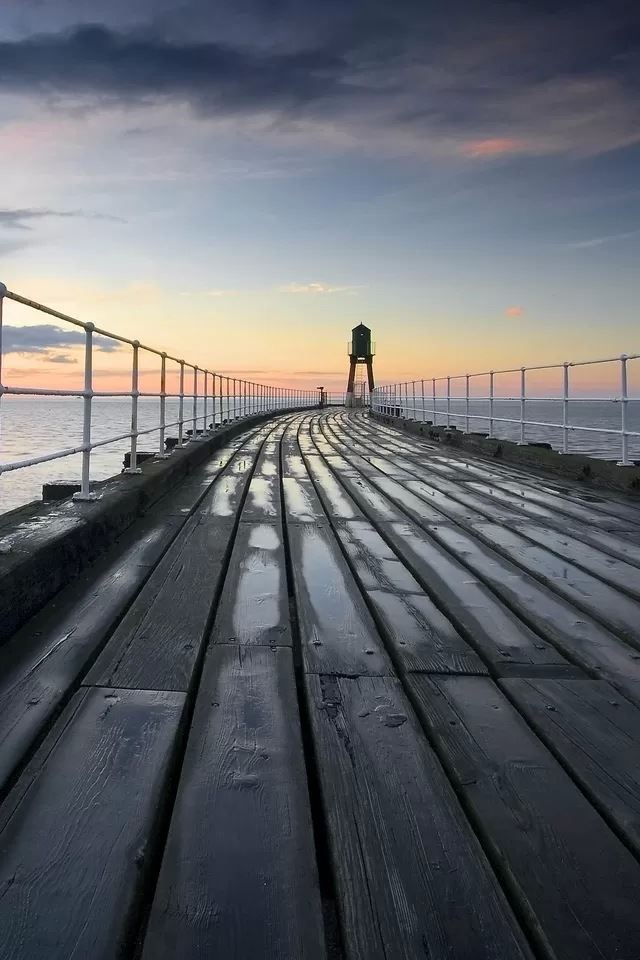 640x960 Marine pontoon - bridge iPhone 4s Wallpaper