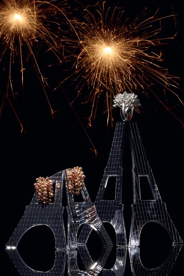 640x960 Dazzling fireworks - jewelery iPhone 4s Wallpaper