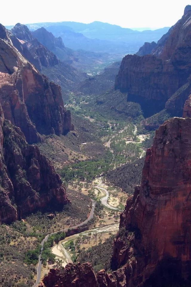 640x960 Canyon Landscape - gray iPhone 4s Wallpaper