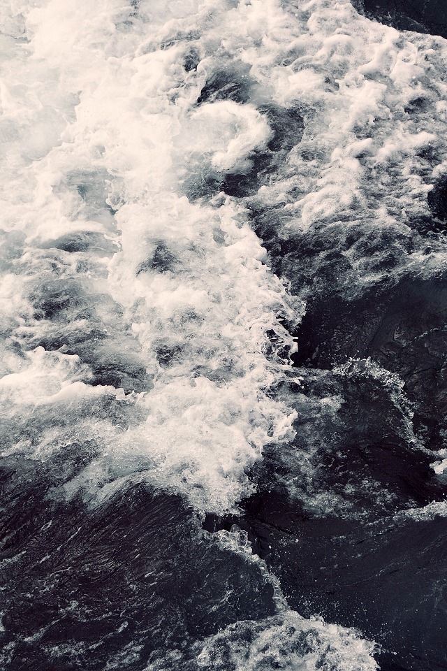 640x960 Billow - spray iPhone 4s Wallpaper