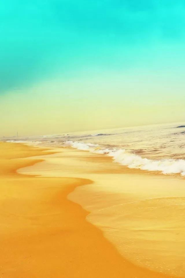 Golden beach iPhone 4s wallpaper 
