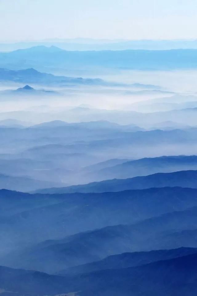 640x960 Mountain clouds - mountain iPhone 4s Wallpaper