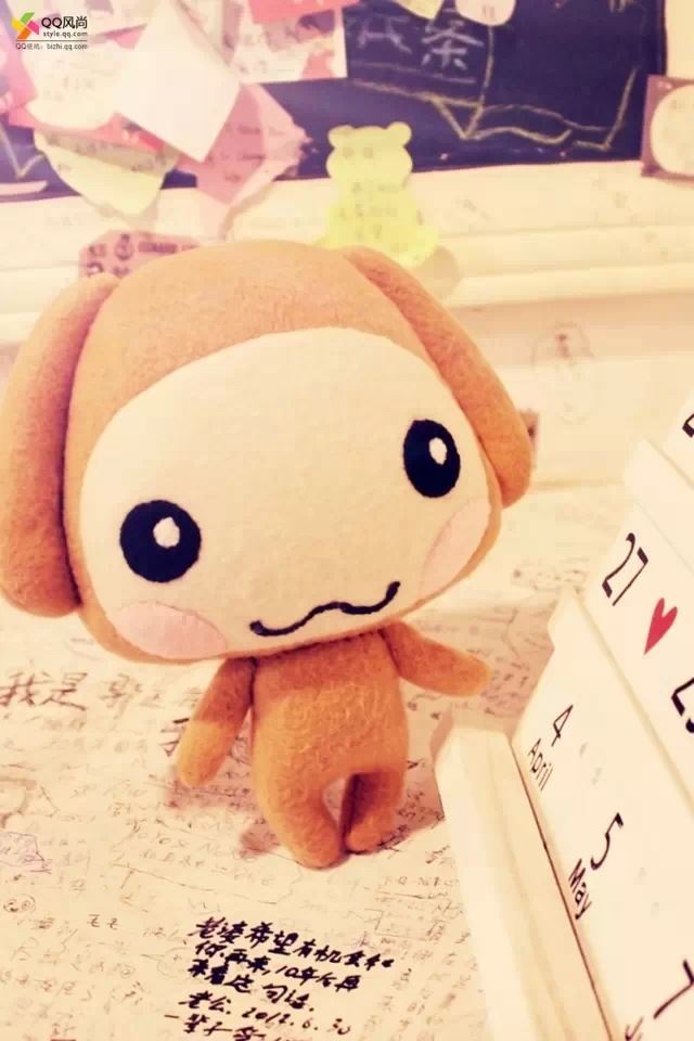 640x960 A raccoon doll - doll iPhone 4s Wallpaper
