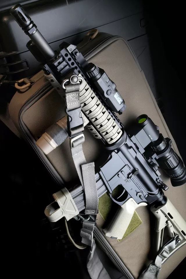 640x960 Firearms -  iPhone 4s Wallpaper